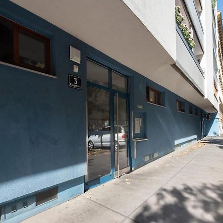 Helles, Neues Dg Apartment Mit Blick Zum Donauturm Wien Ngoại thất bức ảnh