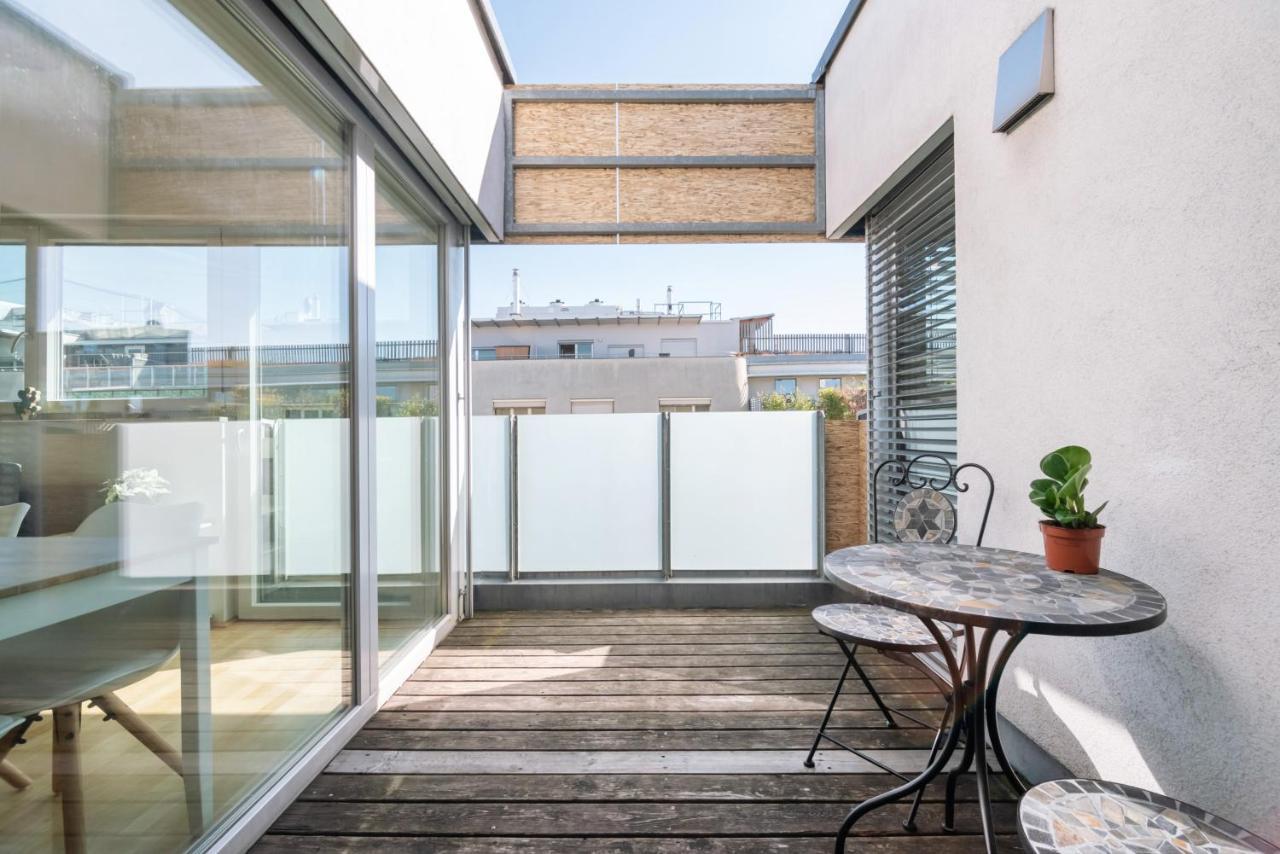 Helles, Neues Dg Apartment Mit Blick Zum Donauturm Wien Ngoại thất bức ảnh