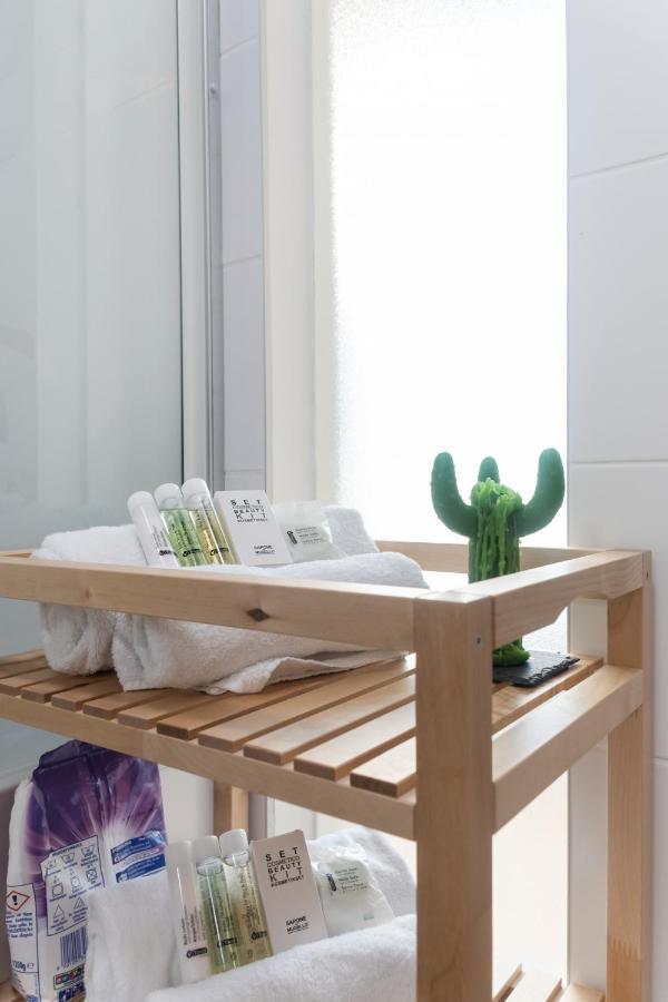 Helles, Neues Dg Apartment Mit Blick Zum Donauturm Wien Ngoại thất bức ảnh